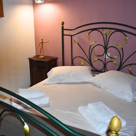 Lila'S Guest House Mikros Prinos Экстерьер фото