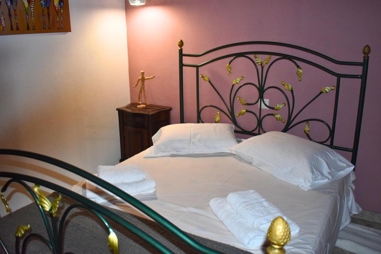 Lila'S Guest House Mikros Prinos Экстерьер фото