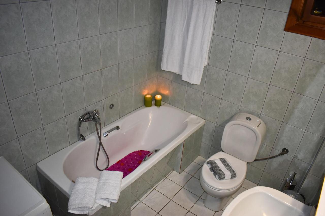 Lila'S Guest House Mikros Prinos Экстерьер фото
