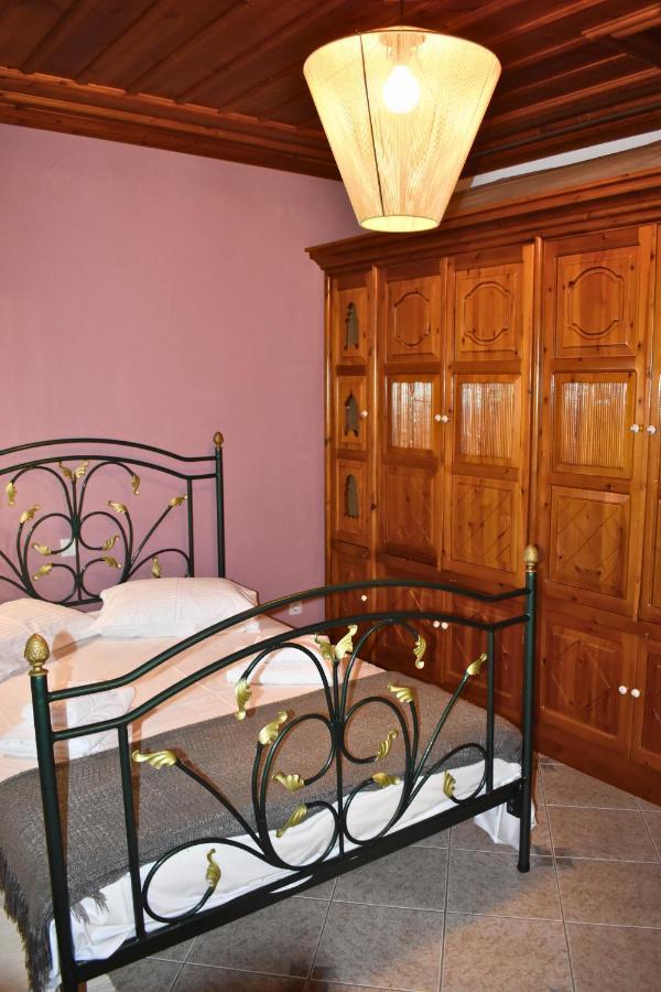Lila'S Guest House Mikros Prinos Экстерьер фото